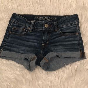 Size 0 American Eagle shorts